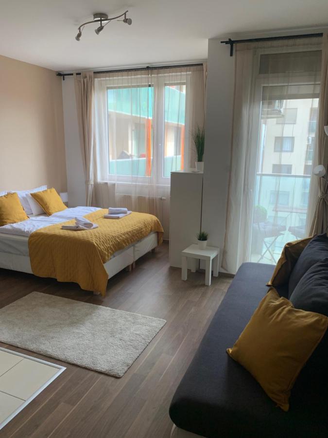 Corvin Sun Downtown Apartment Budapest Eksteriør bilde